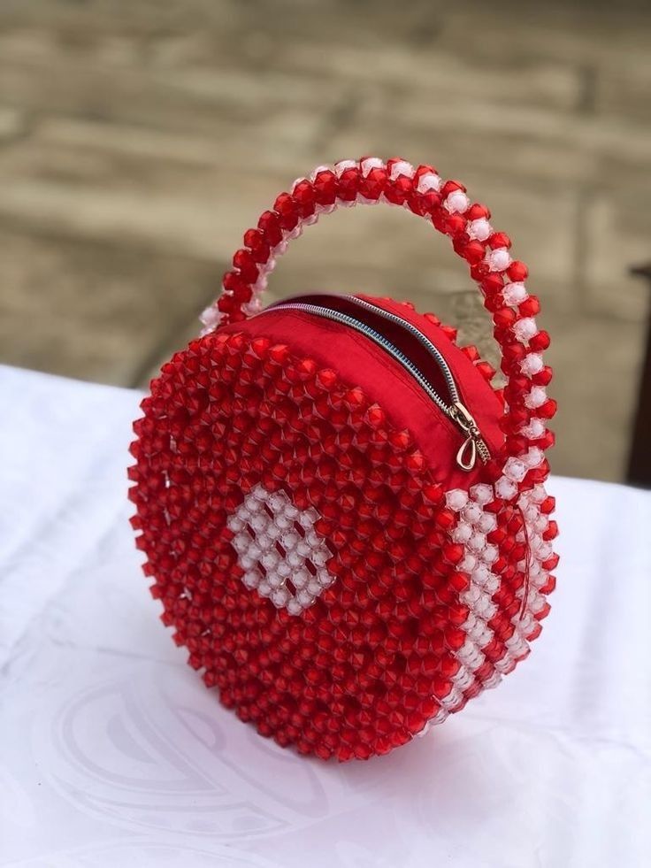 Lvory Red Crystal Bag